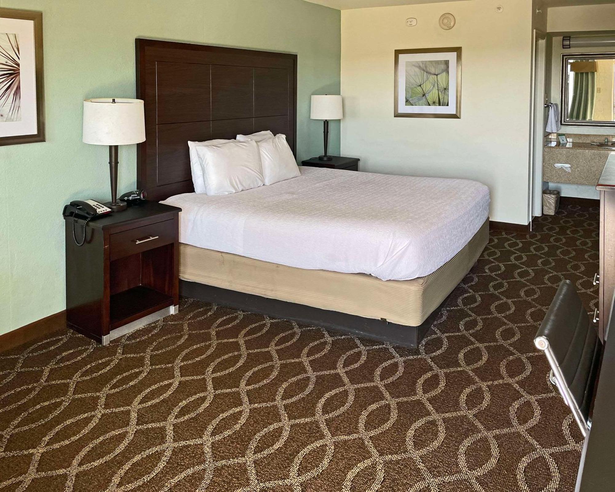 Quality Inn Clinton North Dış mekan fotoğraf