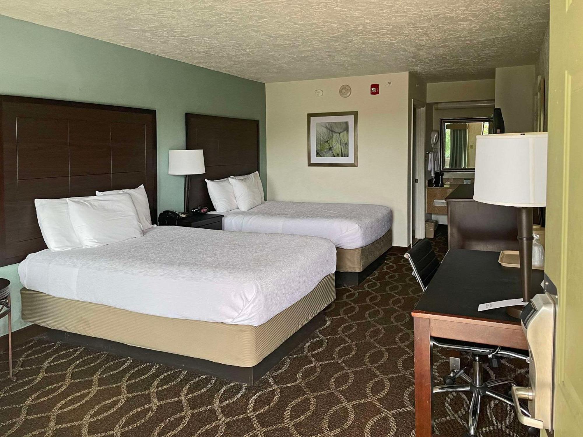 Quality Inn Clinton North Dış mekan fotoğraf