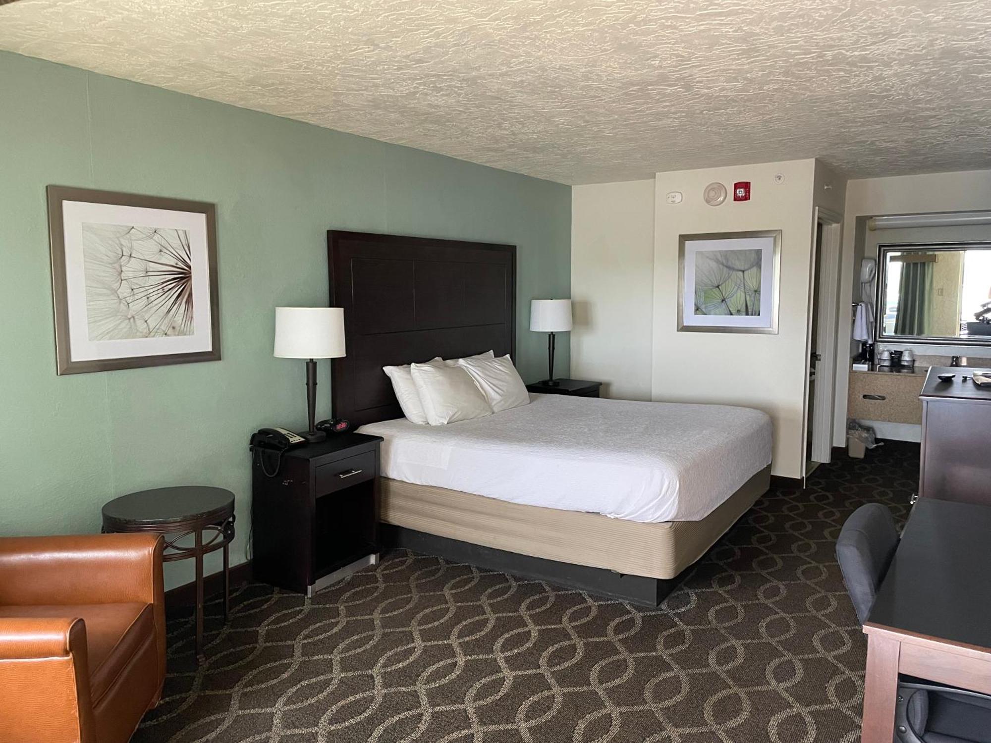 Quality Inn Clinton North Dış mekan fotoğraf