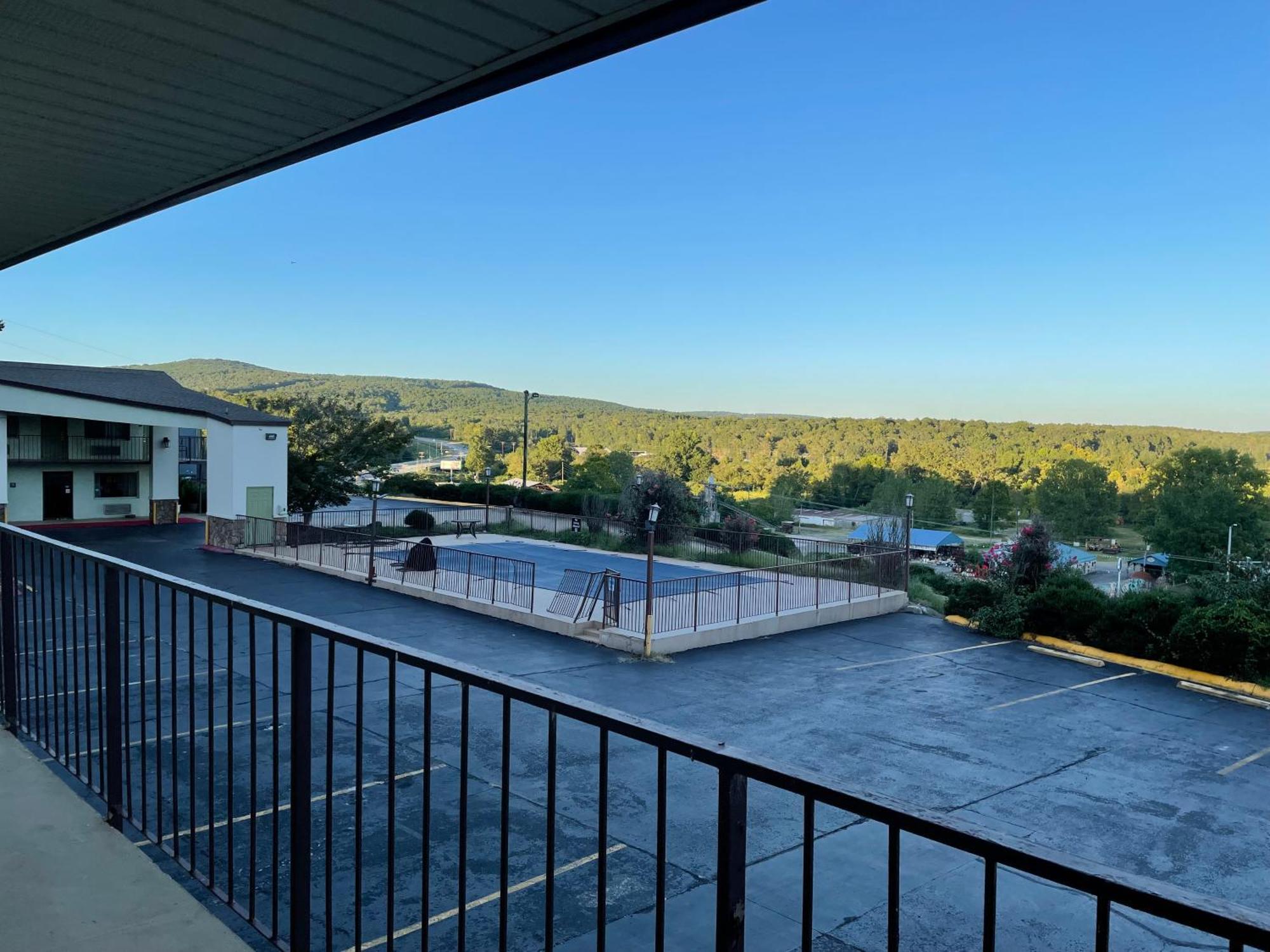 Quality Inn Clinton North Dış mekan fotoğraf