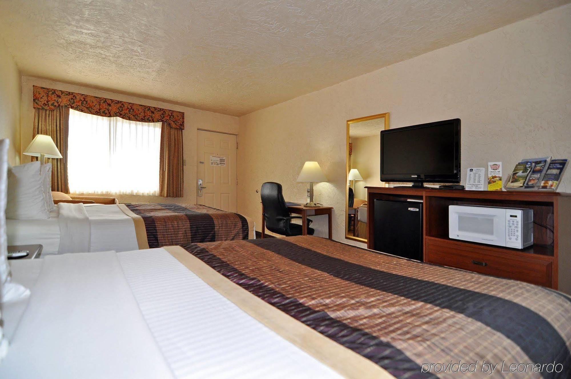 Quality Inn Clinton North Dış mekan fotoğraf